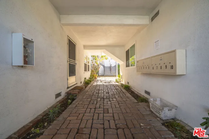 12012 Washington Place #7, Los Angeles, California 90066