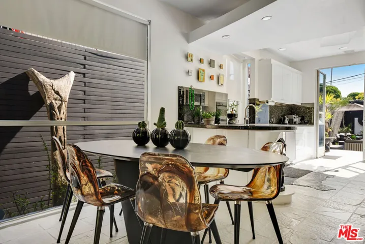 8752 Rangely Avenue, West Hollywood, California 90048