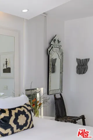 8752 Rangely Avenue, West Hollywood, California 90048