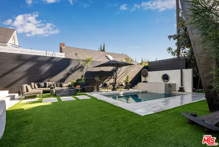 8752 Rangely Avenue, West Hollywood, California 90048