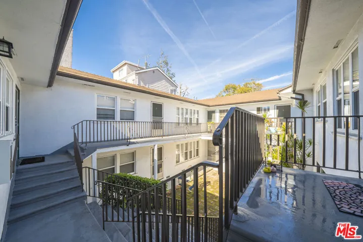 12012 Washington Place #1, Los Angeles, California 90066