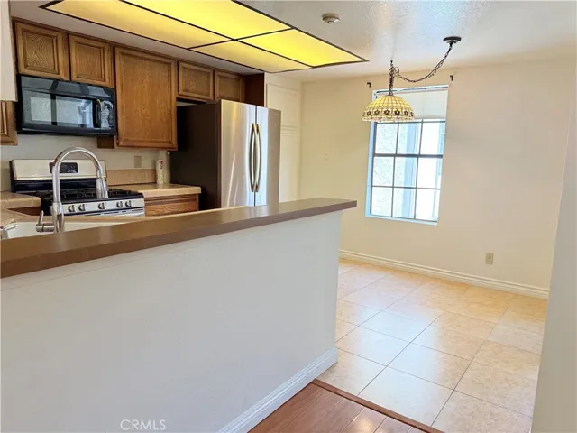 105 E Rosewood Court 5, Ontario, California 91764