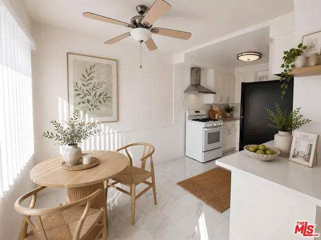 228 S Mariposa Avenue 16, Los Angeles, California 90004
