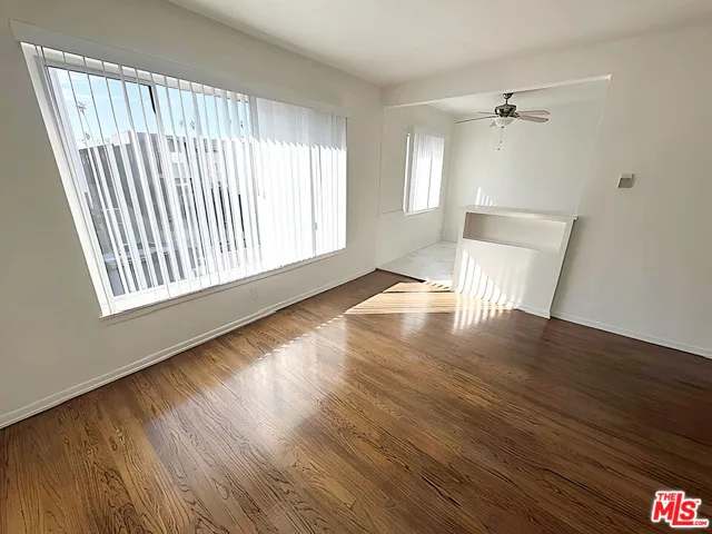 228 S Mariposa Avenue 16, Los Angeles, California 90004