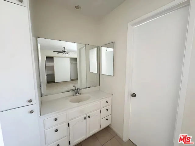 245 S Rampart Boulevard 302, Los Angeles, California 90057