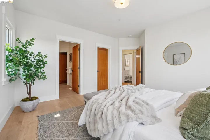 4432 Howe St, Oakland, California 94611