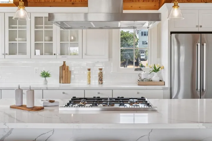 4432 Howe St, Oakland, California 94611