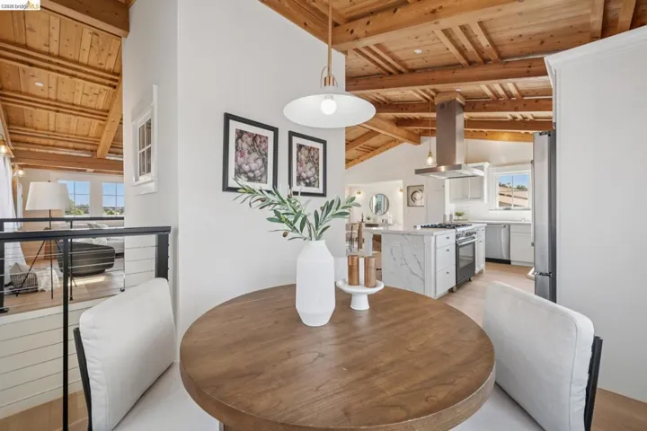 4432 Howe St, Oakland, California 94611