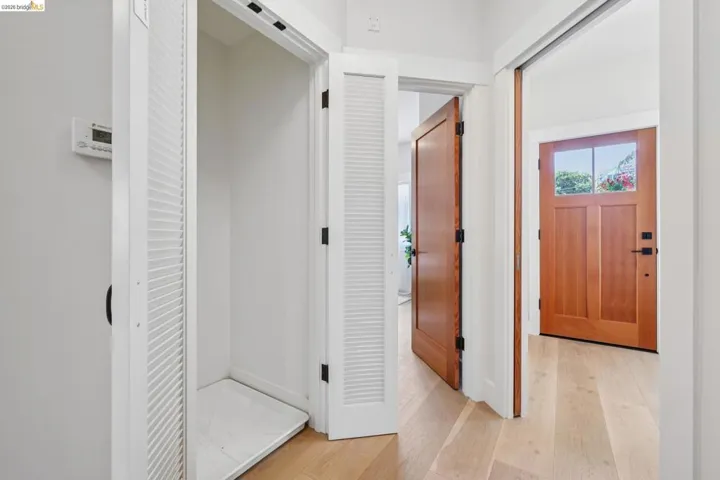 4432 Howe St, Oakland, California 94611