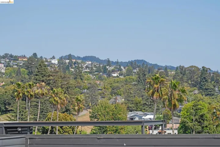 4432 Howe St, Oakland, California 94611