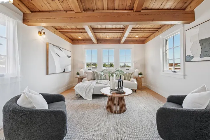 4432 Howe St, Oakland, California 94611