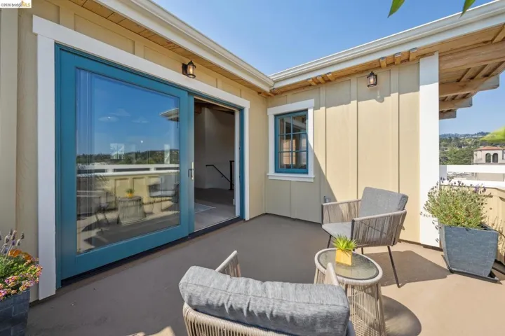 4432 Howe St, Oakland, California 94611