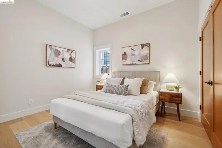 4432 Howe St, Oakland, California 94611