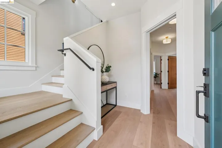 4432 Howe St, Oakland, California 94611