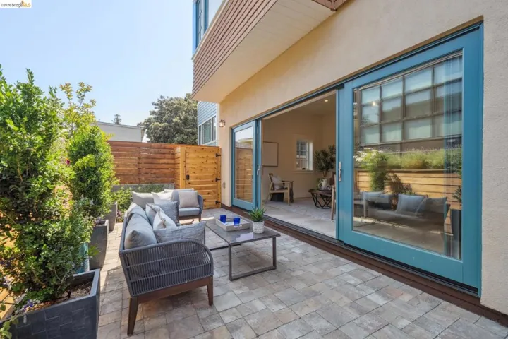 4432 Howe St, Oakland, California 94611