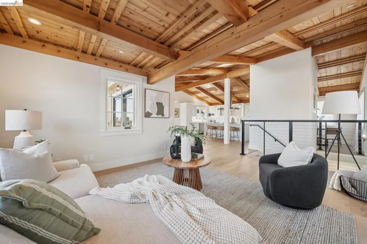4432 Howe St, Oakland, California 94611