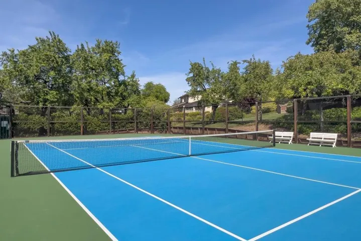 1360 Trinity Drive, Menlo Park, California 94025