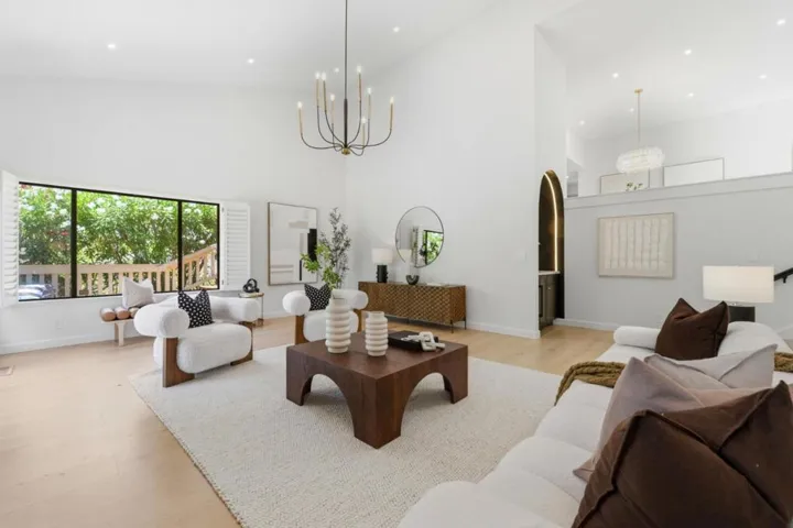 1360 Trinity Drive, Menlo Park, California 94025