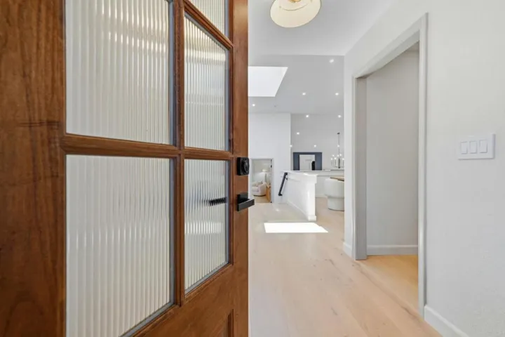 1360 Trinity Drive, Menlo Park, California 94025