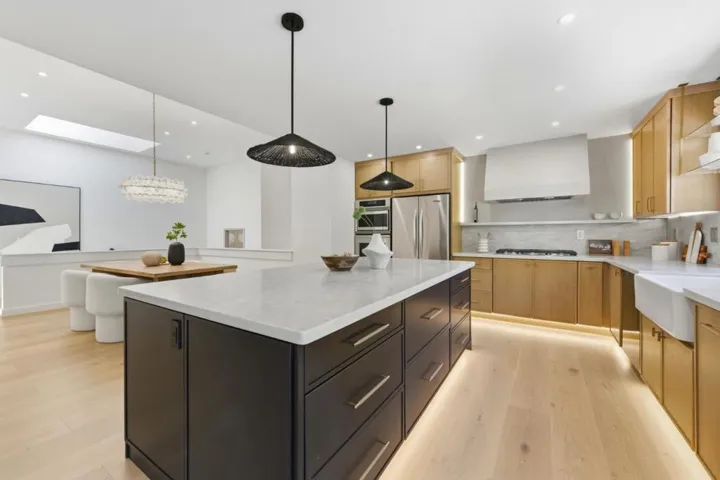 1360 Trinity Drive, Menlo Park, California 94025
