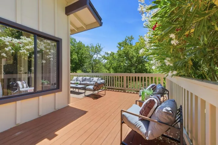 1360 Trinity Drive, Menlo Park, California 94025