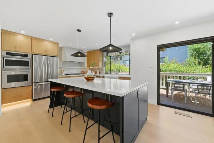 1360 Trinity Drive, Menlo Park, California 94025