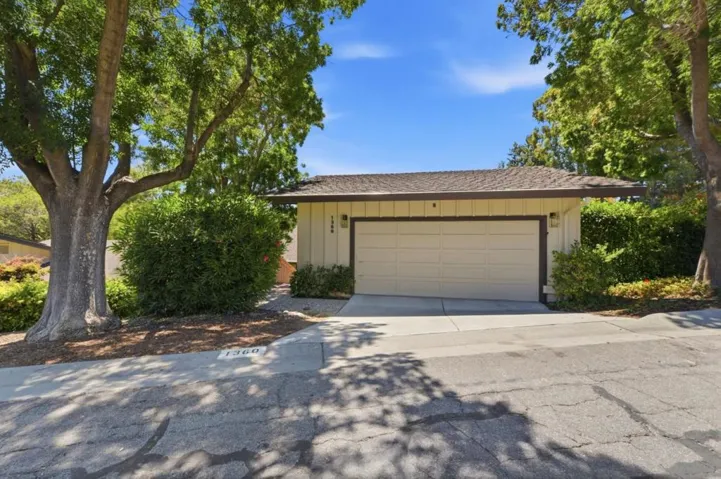 1360 Trinity Drive, Menlo Park, California 94025