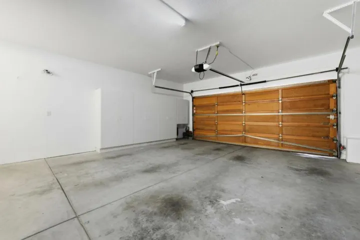 1360 Trinity Drive, Menlo Park, California 94025