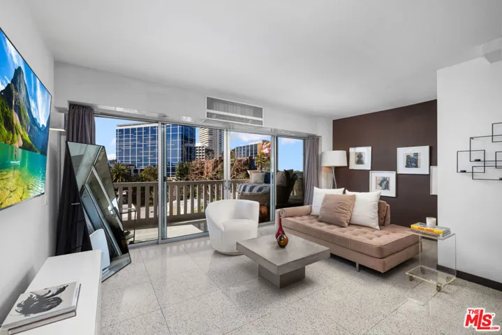 999 N Doheny Drive 611, West Hollywood, California 90069