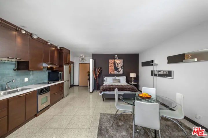 999 N Doheny Drive 611, West Hollywood, California 90069