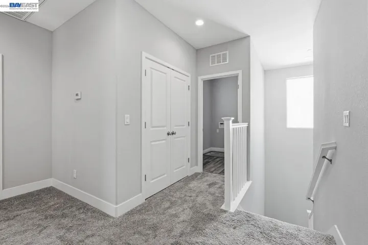 951 Farmhouse Way, Folsom, California 95630
