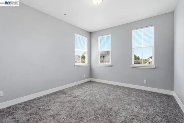 951 Farmhouse Way, Folsom, California 95630