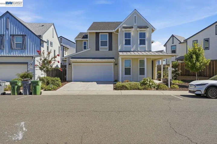 951 Farmhouse Way, Folsom, California 95630