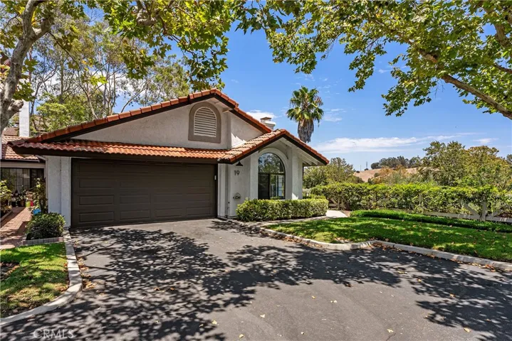 19 Briar Creek, Laguna Hills, California 92653