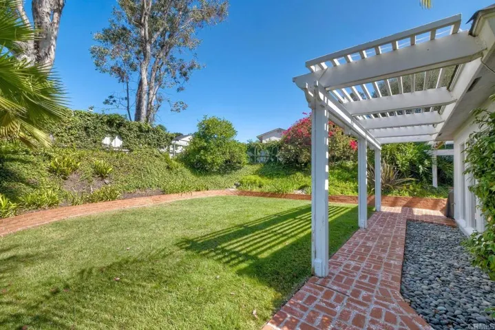 5954 Cozzens Street, San Diego, California 92122