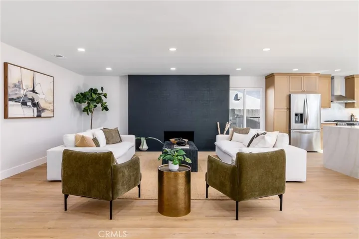 5996 College Ave, San Diego, California 92120