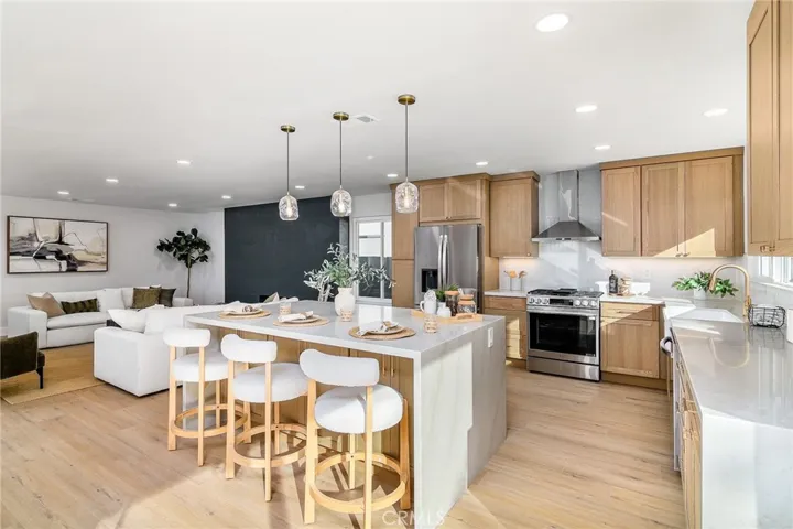 5996 College Ave, San Diego, California 92120