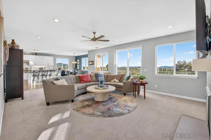 718 Stoneybrae Pl, Escondido, California 92027