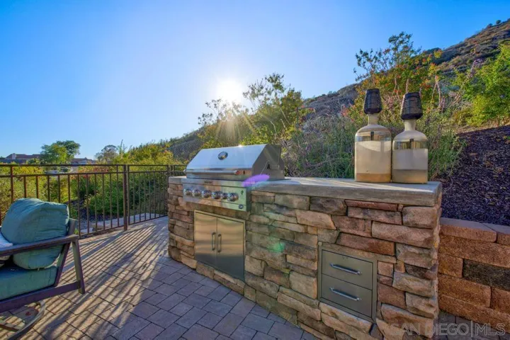 718 Stoneybrae Pl, Escondido, California 92027