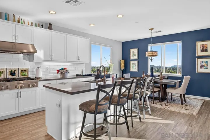 718 Stoneybrae Pl, Escondido, California 92027