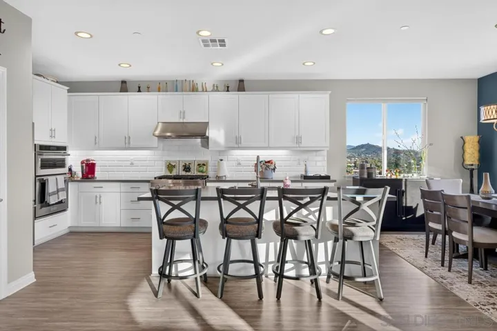 718 Stoneybrae Pl, Escondido, California 92027