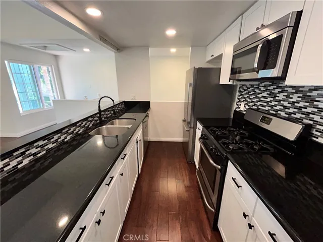 359 Windy Ln, Vista, California 92083