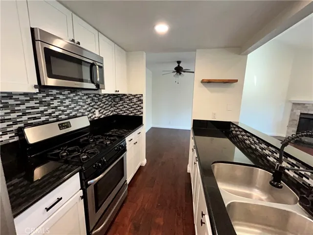 359 Windy Ln, Vista, California 92083