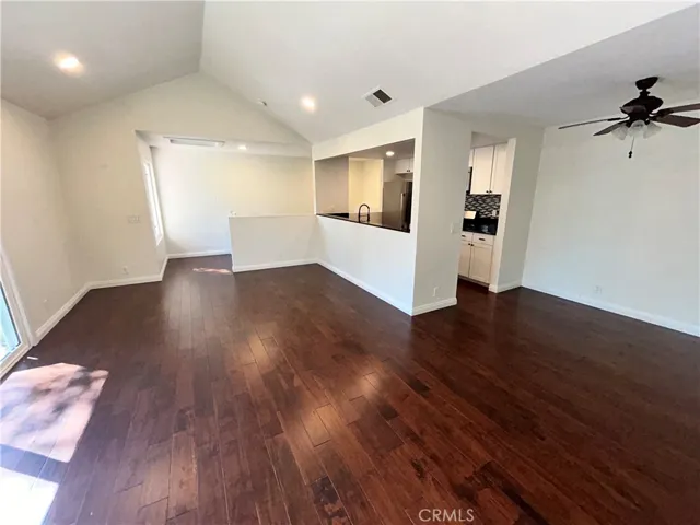 359 Windy Ln, Vista, California 92083