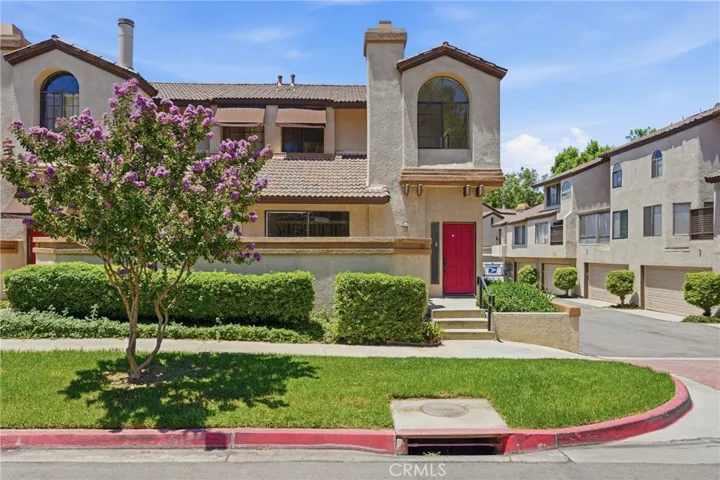 22 Mesquite Place, Pomona, California 91766