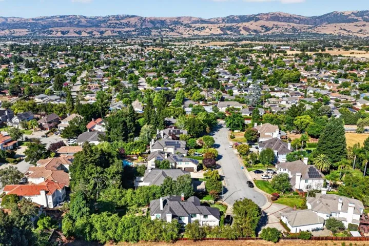 1035 Stonegate Court, Morgan Hill, California 95037