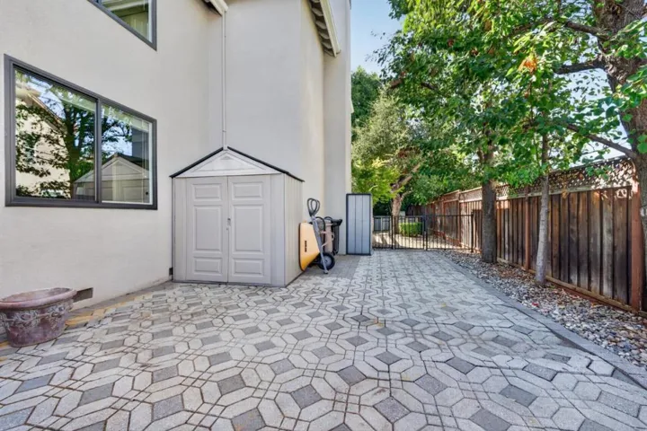 1035 Stonegate Court, Morgan Hill, California 95037