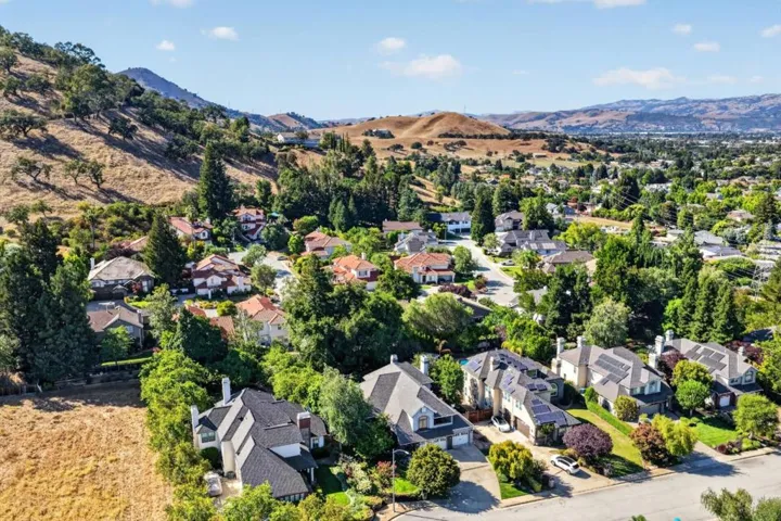 1035 Stonegate Court, Morgan Hill, California 95037