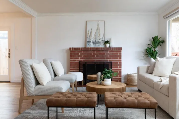 709 Lobos Avenue, Pacific Grove, California 93950