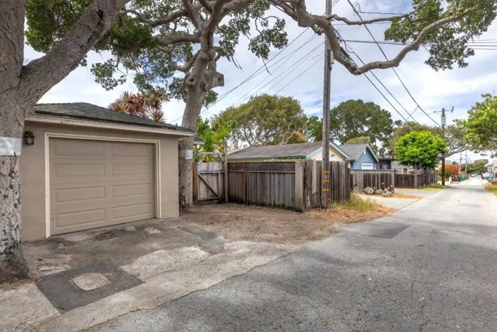 709 Lobos Avenue, Pacific Grove, California 93950